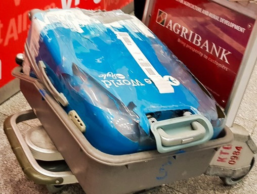 Đại sứ Hoàng Anh Tuấn chỉ trích việc bảo quản hành lý tại Tân Sơn Nhất