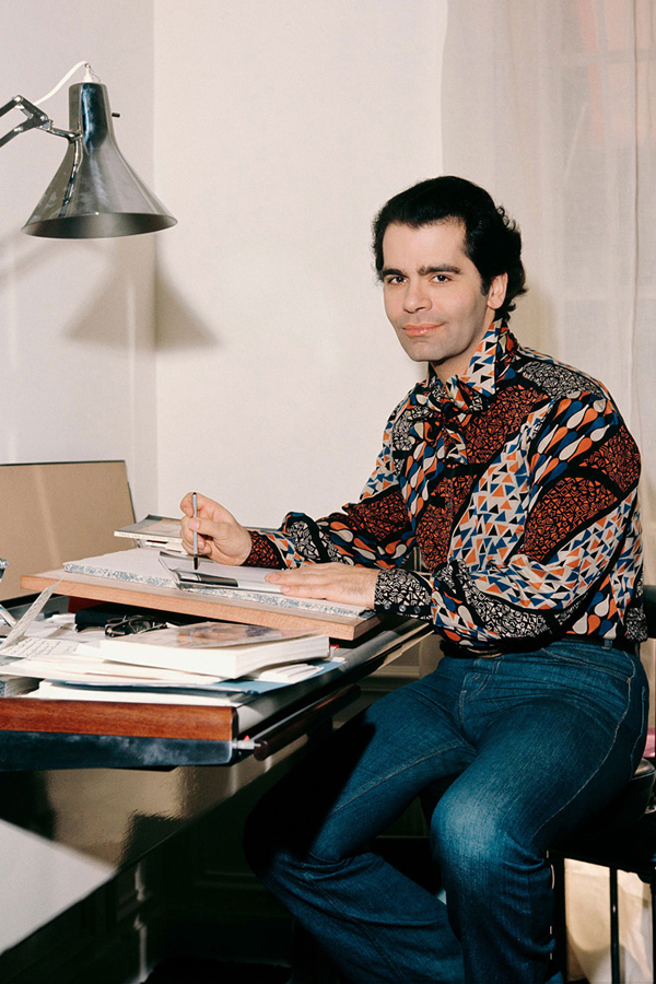 Karl Lagerfeld - tắc kè hoa huyền thoại của giới thời trang