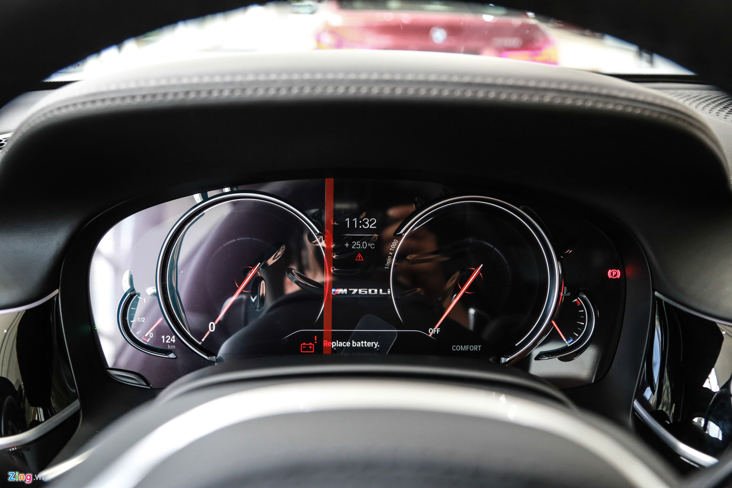 Chi tiết BMW M760Li XDrive mới xuất hiện tại VN, giá 13 tỷ đồng