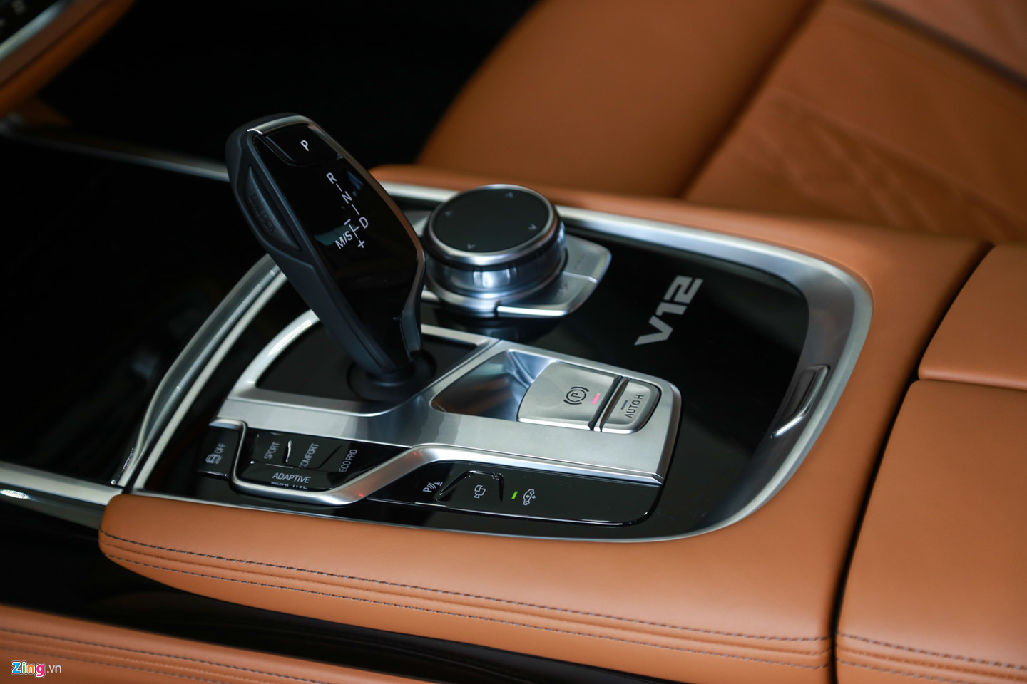 Chi tiết BMW M760Li XDrive mới xuất hiện tại VN, giá 13 tỷ đồng