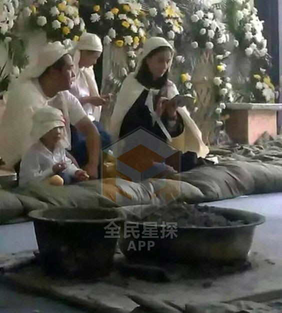 Những màn nói dối kinh điển của sao Cbiz: Tiến sĩ rởm bị vạch trần, kẻ cúi đầu xin lỗi vì bí mật lấy vợ sinh con