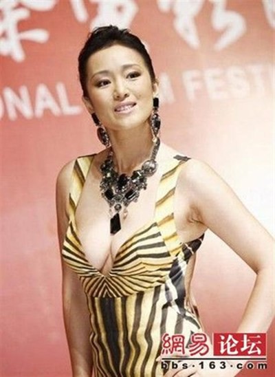 Những màn nói dối kinh điển của sao Cbiz: Tiến sĩ rởm bị vạch trần, kẻ cúi đầu xin lỗi vì bí mật lấy vợ sinh con