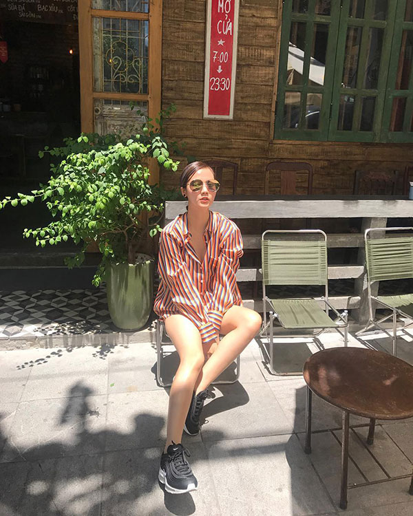 Không phải Huyền Baby hay Tâm Tít, đây mới là 2 hot mom có màn lột xác về phong cách và sắc vóc ấn tượng nhất sau khi làm mẹ