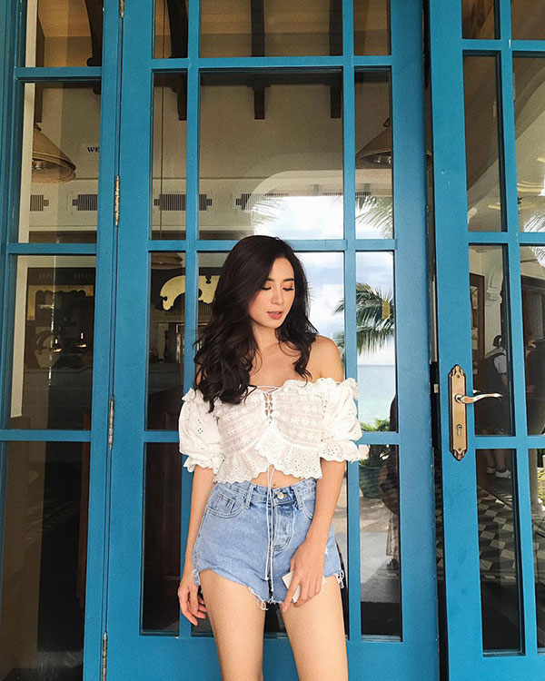 Không phải Huyền Baby hay Tâm Tít, đây mới là 2 hot mom có màn lột xác về phong cách và sắc vóc ấn tượng nhất sau khi làm mẹ