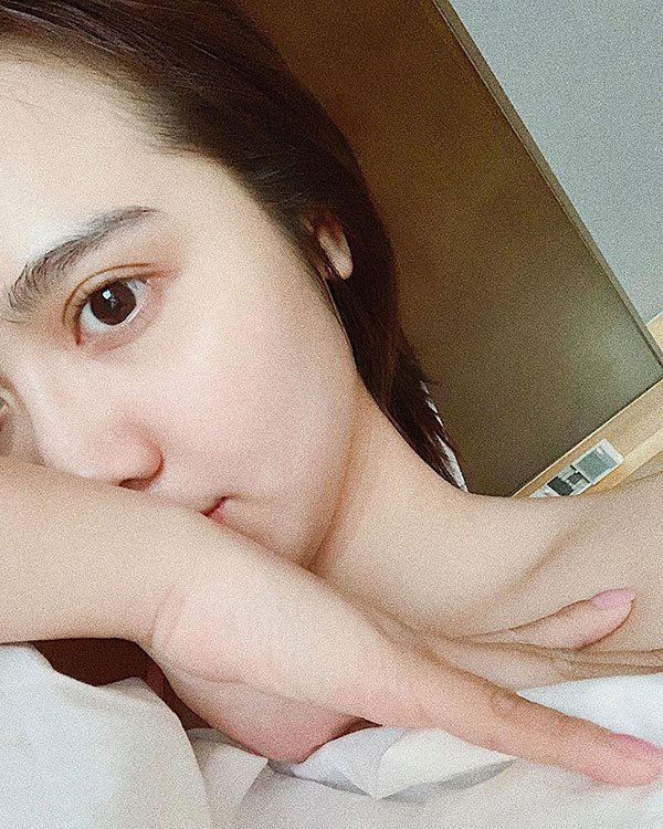 Không phải Huyền Baby hay Tâm Tít, đây mới là 2 hot mom có màn lột xác về phong cách và sắc vóc ấn tượng nhất sau khi làm mẹ