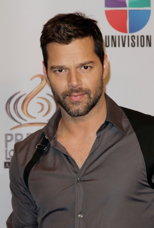 Bí quyết đẹp trai của 5 quý ông quyến rũ bậc nhất Hollywood