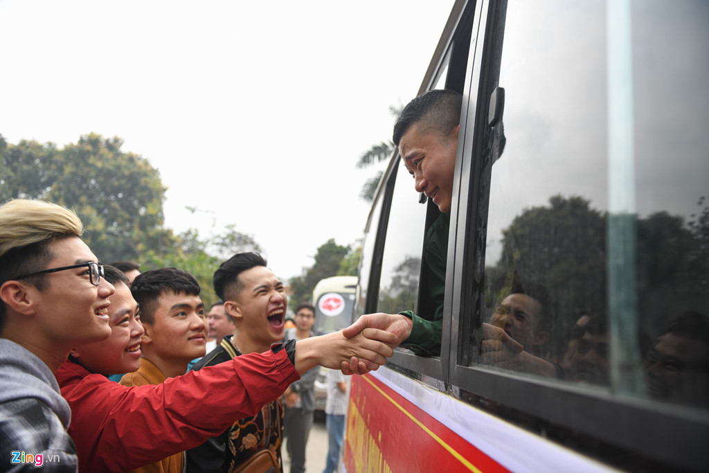 Những cung bậc cảm xúc ngày tân binh thủ đô lên đường nhập ngũ