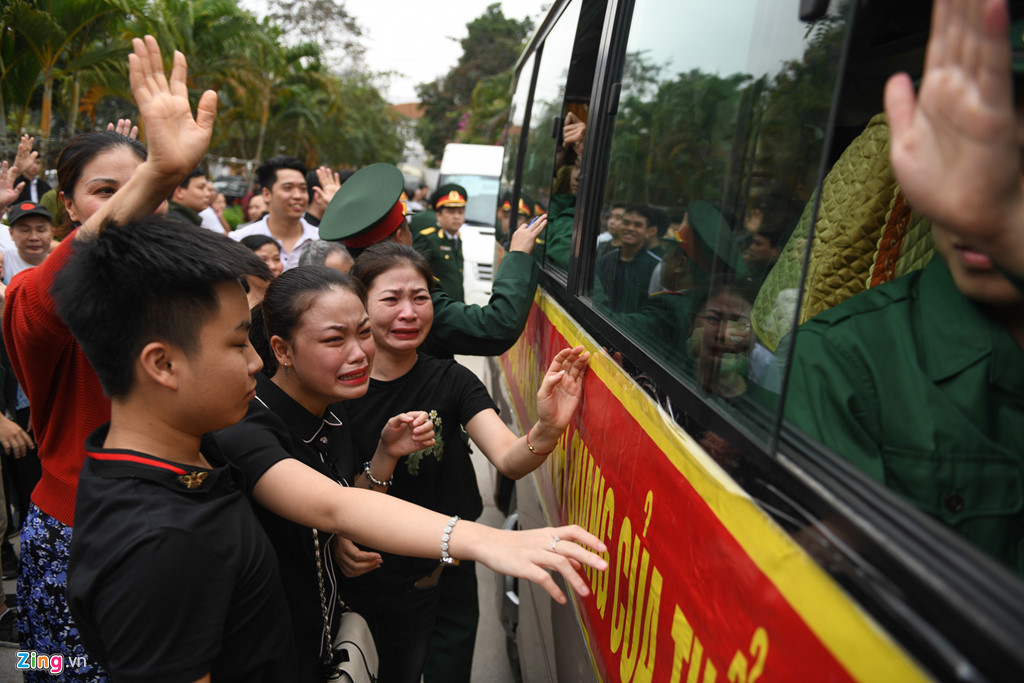 Những cung bậc cảm xúc ngày tân binh thủ đô lên đường nhập ngũ