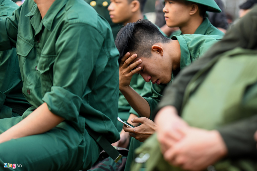 Những cung bậc cảm xúc ngày tân binh thủ đô lên đường nhập ngũ