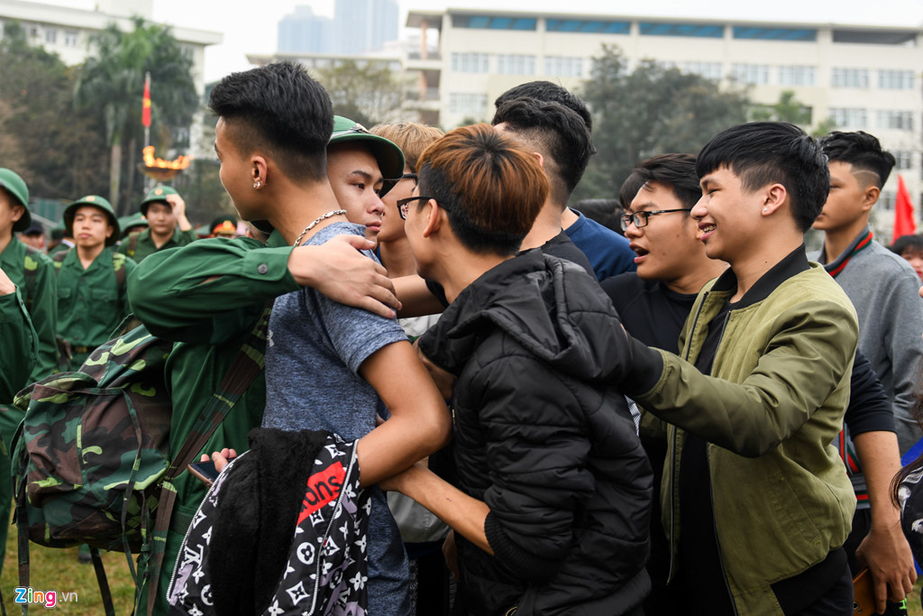 Những cung bậc cảm xúc ngày tân binh thủ đô lên đường nhập ngũ