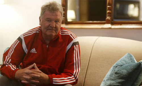 Người cũ khuyên Real thay nửa đội hình