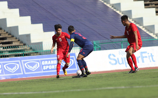 Hòa đáng tiếc U22 Thái Lan, U22 Việt Nam vẫn vào bán kết với ngôi đầu bảng A
