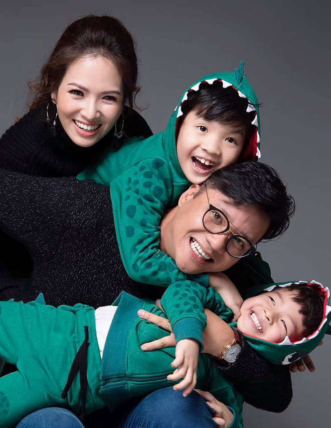 20 tuổi, Khải Anh nói với bố muốn cưới Đan Lê. 9 năm sau, anh tiếp tục nói điều đó, khi cô từng làm vợ người khác!