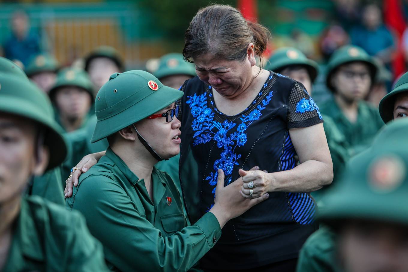 Video ảnh: Hơn 4.400 thanh niên TP HCM lên đường nhập ngũ