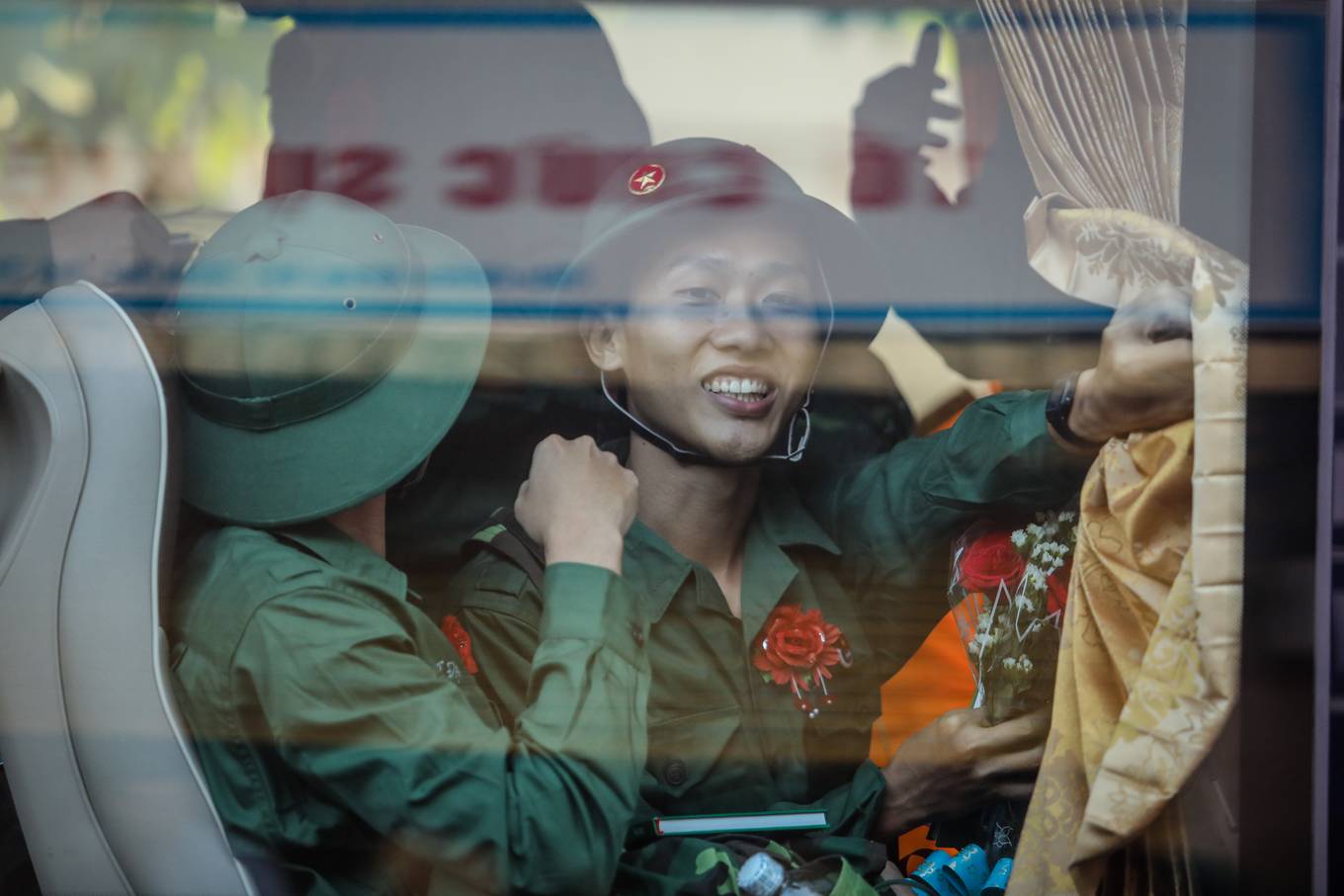 Video ảnh: Hơn 4.400 thanh niên TP HCM lên đường nhập ngũ