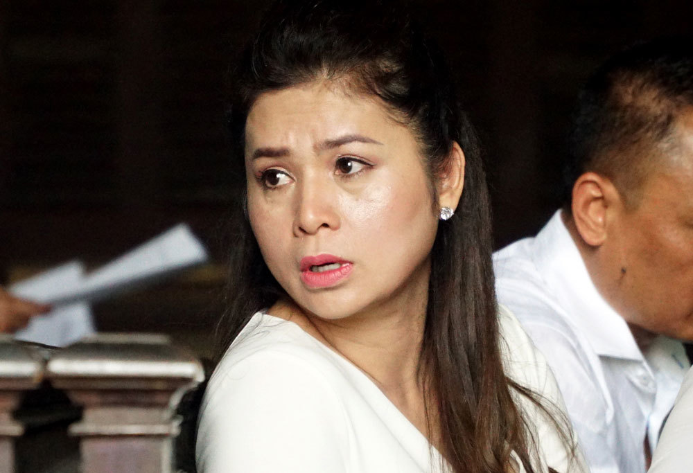 Những khoảnh khắc tranh tụng của vợ chồng ông chủ Trung Nguyên