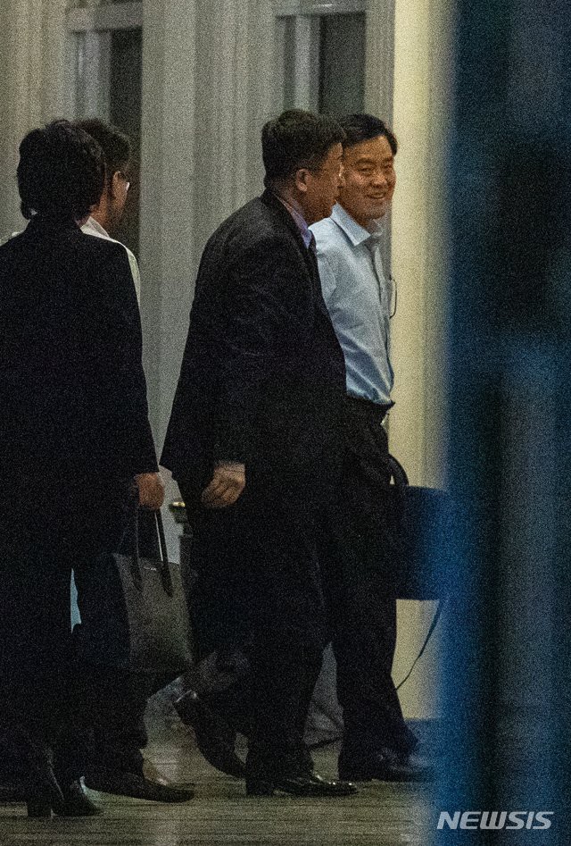 Những hình ảnh đầu tiên của Trưởng đoàn đàm phán Triều Tiên tại Hà Nội