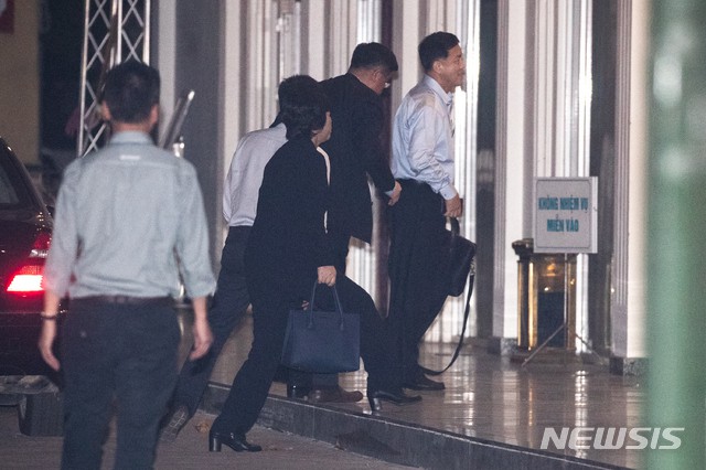 Những hình ảnh đầu tiên của Trưởng đoàn đàm phán Triều Tiên tại Hà Nội