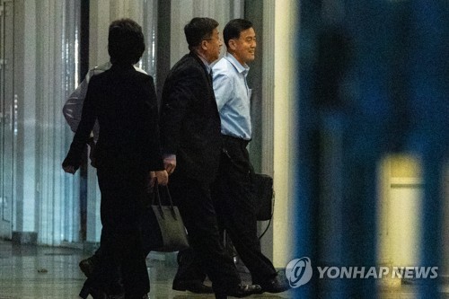 Những hình ảnh đầu tiên của Trưởng đoàn đàm phán Triều Tiên tại Hà Nội