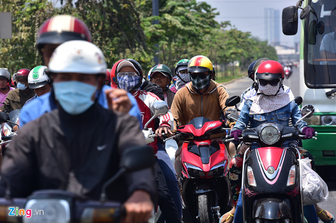 Vì sao Sài Gòn nắng nóng gay gắt sau Tết?