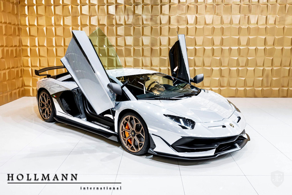 Đã qua sử dụng, chiếc Lamborghini này còn đắt hơn xe mới