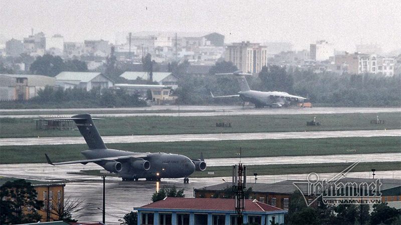 Khám phá ngựa thồ chở trực thăng của Tổng thống Mỹ đến Nội Bài