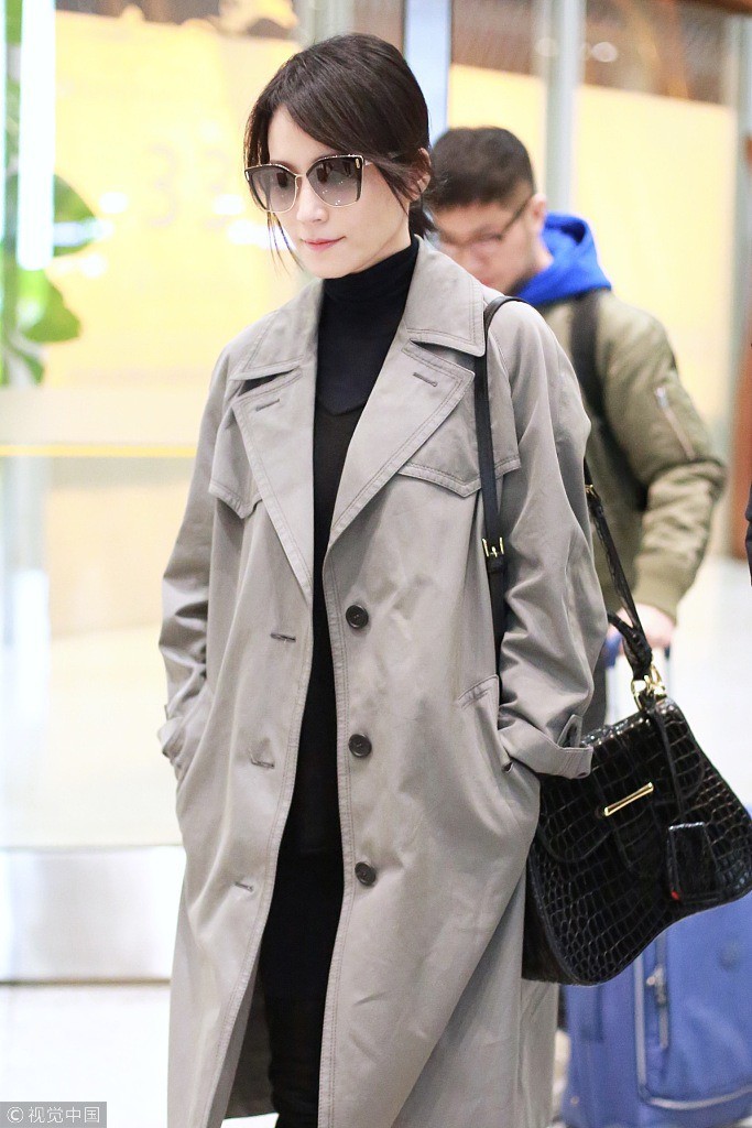 Du Phi Hồng - chị đại U50 gây sốt với vẻ đẹp trường tồn cùng châm ngôn sống: Tôi chưa kết hôn, nhưng tôi hạnh phúc