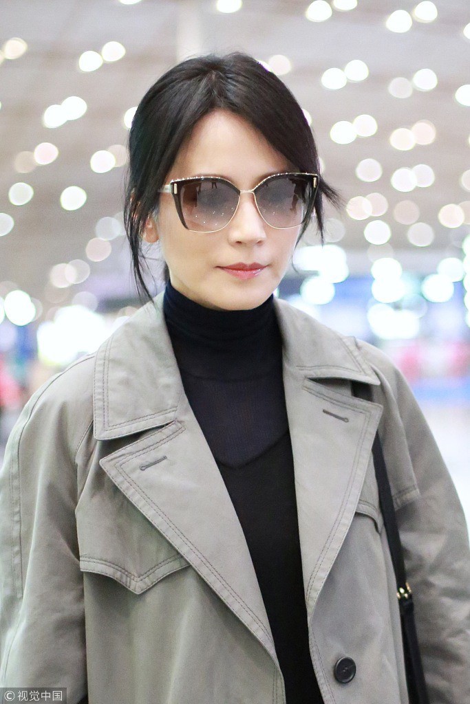 Du Phi Hồng - chị đại U50 gây sốt với vẻ đẹp trường tồn cùng châm ngôn sống: Tôi chưa kết hôn, nhưng tôi hạnh phúc