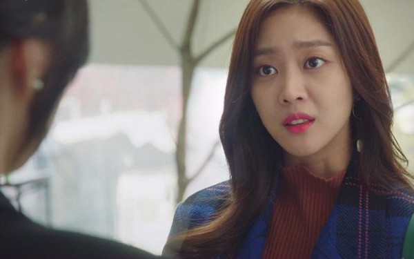 Vợ vừa sinh em bé chồng đã đưa bồ đi nghỉ mát, đây là cách nhà chồng hợp sức khiến kẻ thứ ba xanh mặt