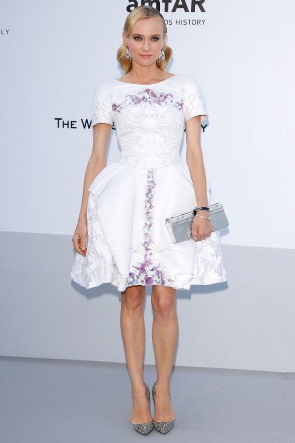 Sao Hollywood tỏa sáng trong đầm của Karl Lagerfeld