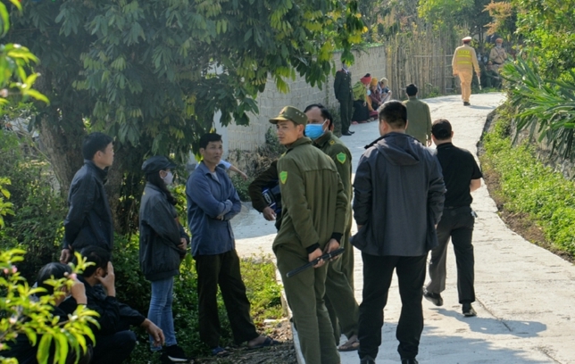 Phát hiện xác người đàn ông trong nhà người tự sát bằng súng