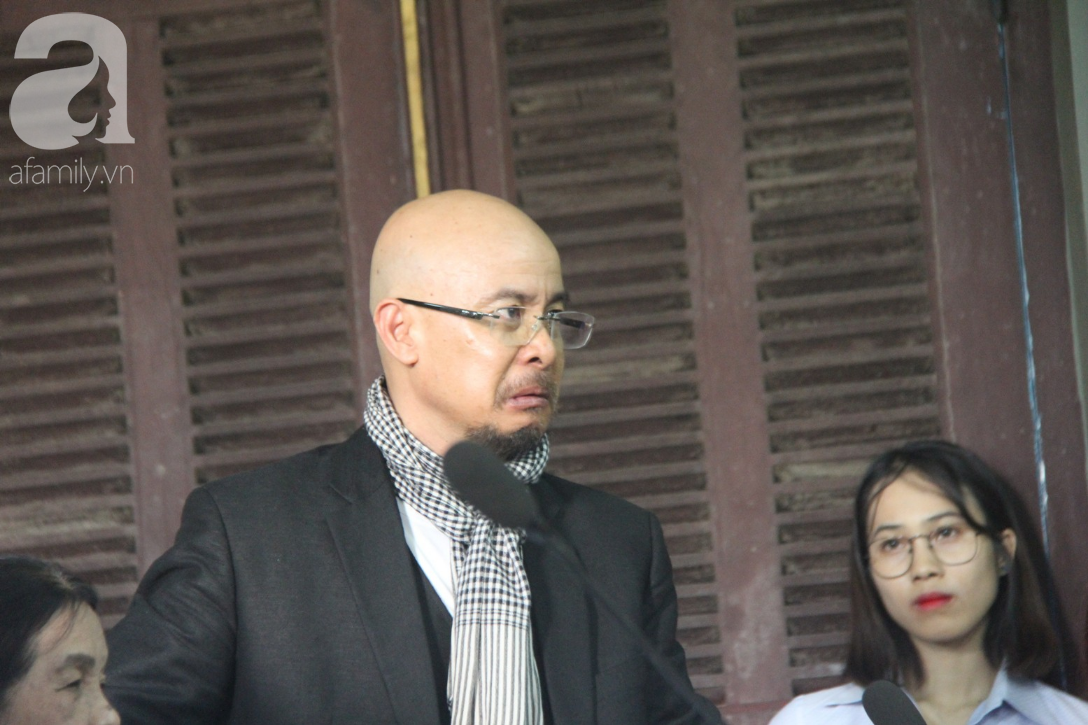 Bà Thảo lớn tiếng với ông Vũ: Anh không được sỉ nhục tôi, 20 năm nay tôi không nói vì muốn giữ hình ảnh của anh với các con