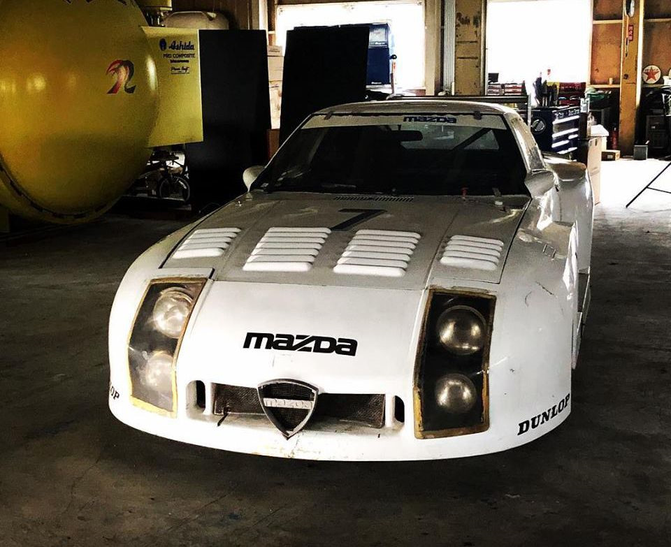 Bất ngờ tìm thấy siêu xe đua Mazda 254i sau 35 năm