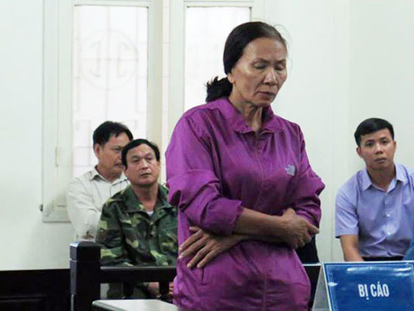 Cựu cán bộ công an lừa hơn 2 tỷ, không từ cả bạn trai của con