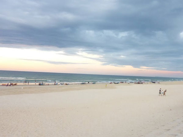 Cứu được người đuối nước, một phụ nữ bất ngờ ngã xuống biển tử vong