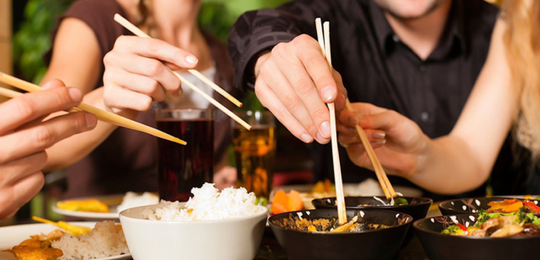 Những điều kiêng kỵ trong bữa ăn tuyệt đối đừng phạm vào kẻo gặp xui xẻo, vận hạn liên miên Những điều kiêng kỵ trong bữa ăn tuyệt đối đừng phạm vào kẻo gặp xui xẻo, vận hạn liên miên