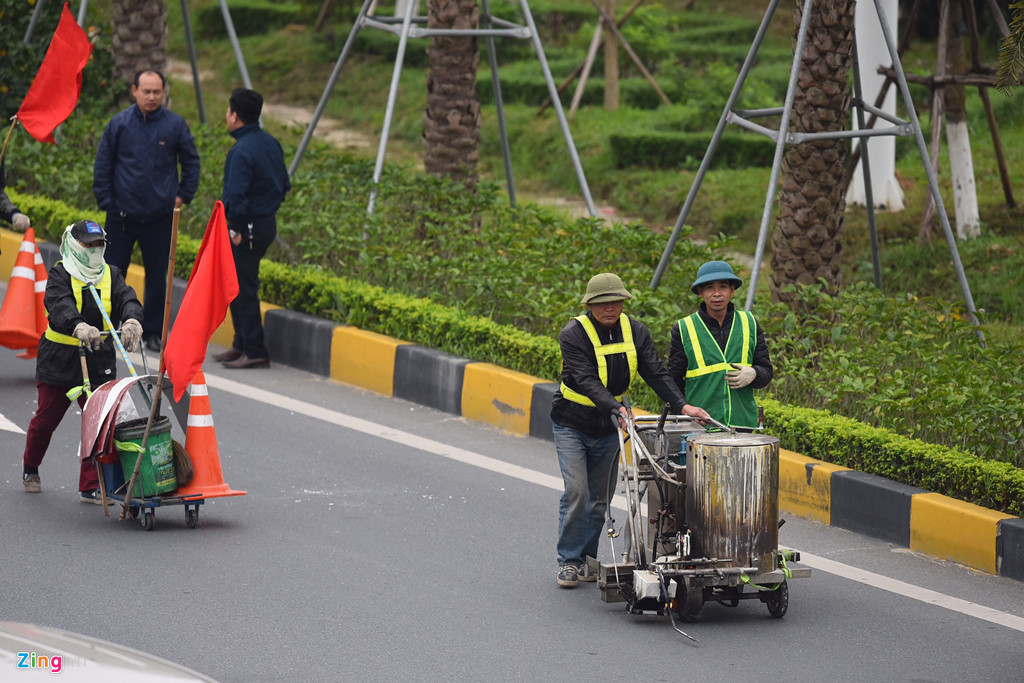 Hoa từ Đà Lạt về trang trí Hà Nội đón hội nghị thượng đỉnh Mỹ - Triều