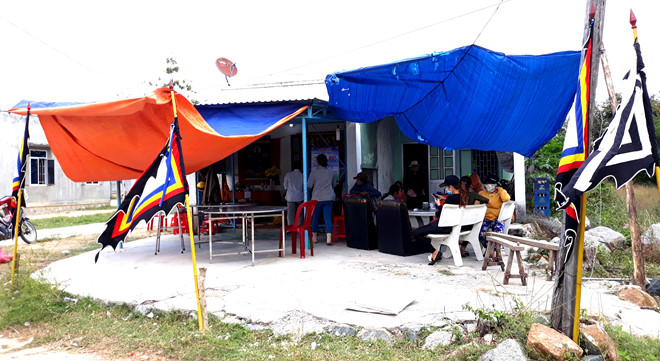 Nghi can sát hại người phụ nữ lõa thể: Mua hòm đẹp chôn mẹ mày