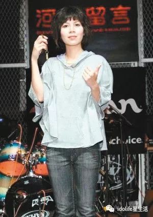 Trương Chấn: Nam tài tử bị gán danh Cỗ máy bẻ cong giới tính bạn gái của Cbiz và loạt mối tình trớ trêu