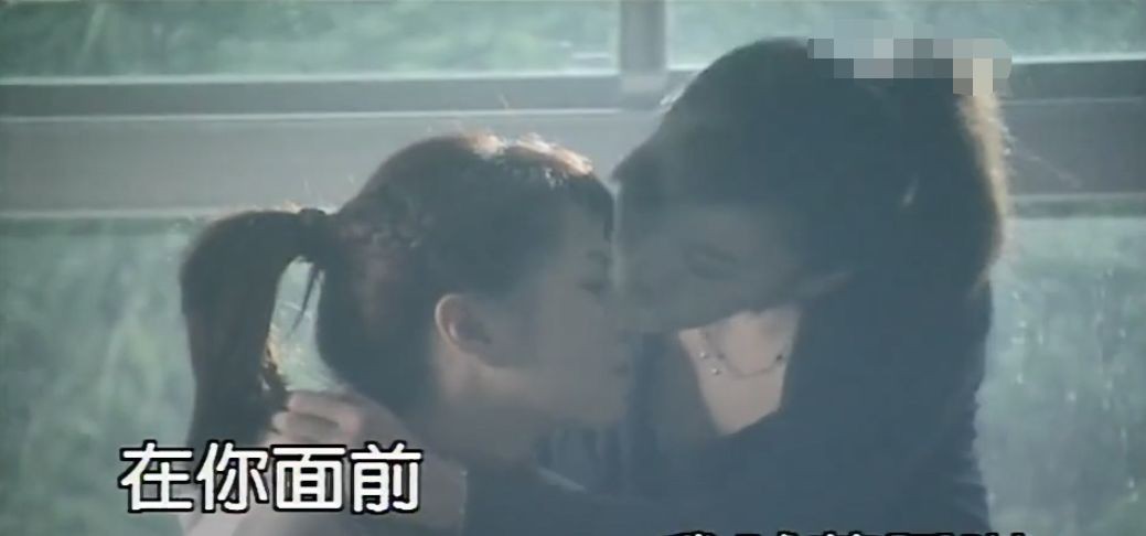 Trương Chấn: Nam tài tử bị gán danh Cỗ máy bẻ cong giới tính bạn gái của Cbiz và loạt mối tình trớ trêu