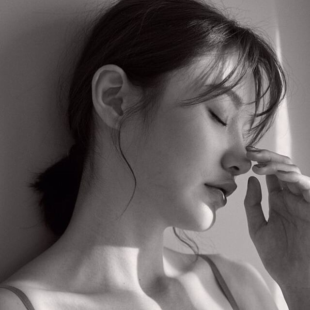 Nghiền mặt nạ giấy đến thế nào thì bạn vẫn phải tránh đắp trong 5 khoảng thời gian nhạy cảm này