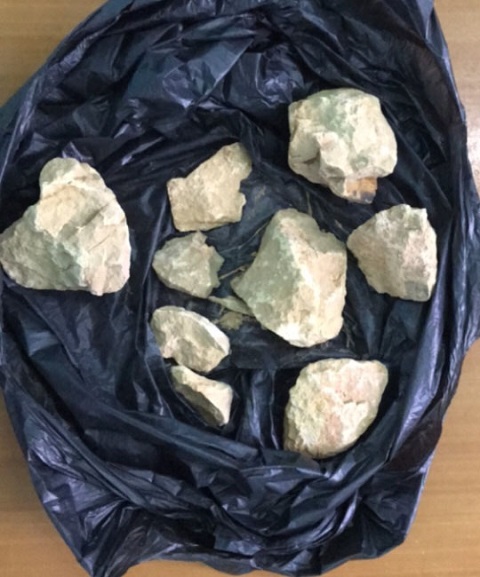 Triệu tập 3 học sinh ném đá ô tô trên cao tốc Hạ Long - Hải Phòng