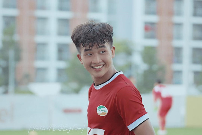 Dân mạng trầm trồ khi U22 Việt Nam có nhiều cầu thủ đẹp trai