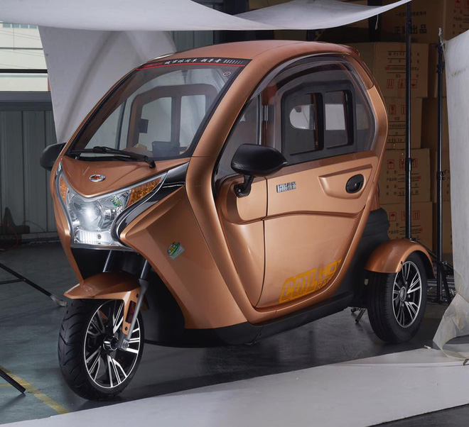 Có gì trong chiếc ô tô điện đang được chào bán tại Việt Nam với giá 40 triệu đồng?