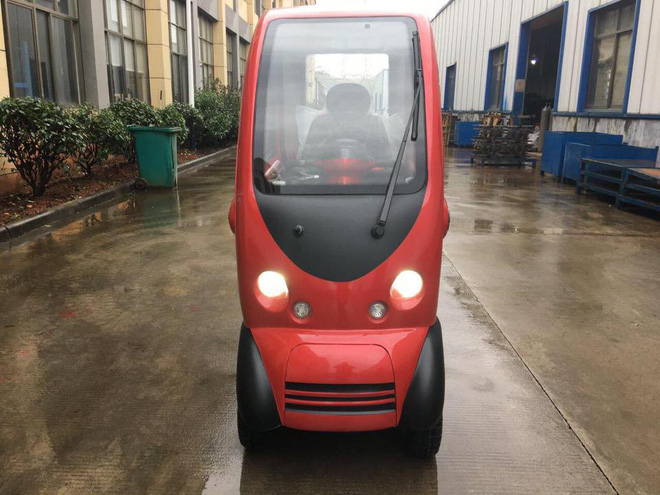 Có gì trong chiếc ô tô điện đang được chào bán tại Việt Nam với giá 40 triệu đồng?