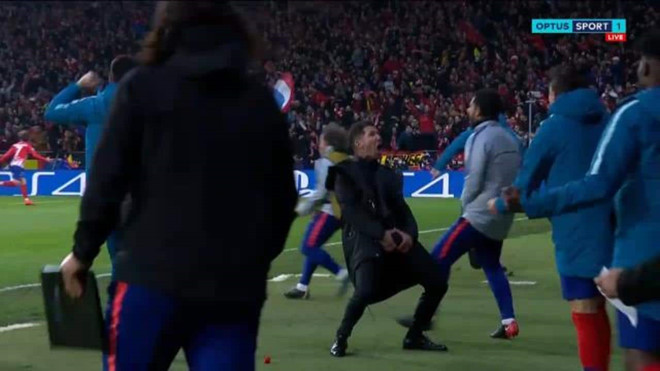 Diego Simeone bị fan Juventus dọa giết