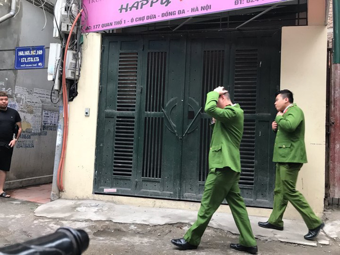 Cận cảnh khám xét nhà 2 cựu bộ trưởng Nguyễn Bắc Son và Trương Minh Tuấn