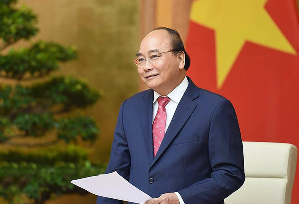 Thủ tướng Nguyễn Xuân Phúc động viên U22 Việt Nam trước trận bán kết với U22 Indonesia