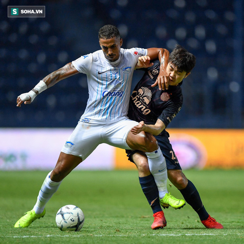 Xuân Trường bị chấm điểm thấp nhất đội trong ngày ra mắt Buriram United