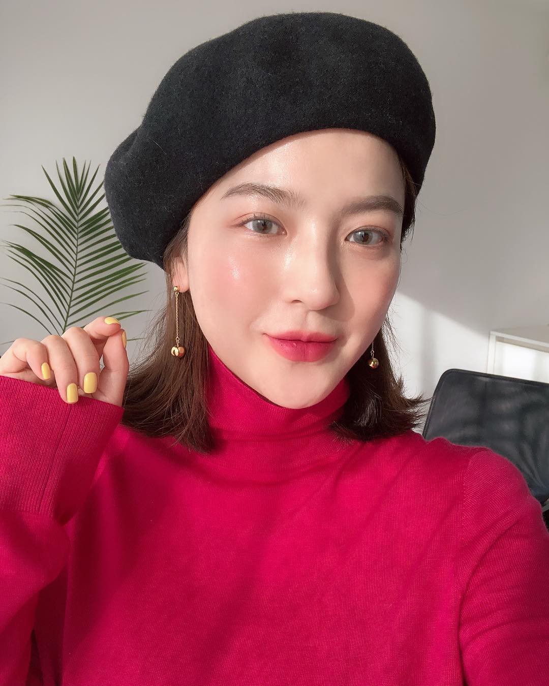 Nếu thấy mình đánh son màu nổi chẳng đẹp như người ta, dễ là bạn chưa biết đến bộ tuyệt đỉnh bí kíp này